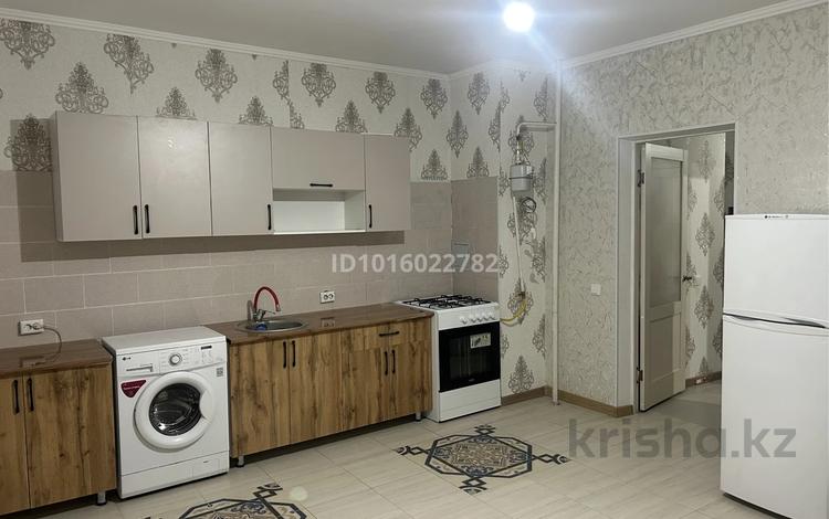 1-бөлмелі пәтер · 46 м² · 4/9 қабат, мкр Шымсити 23 — 135 школа, бағасы: 150 000 ₸ в Шымкенте, Абайский р-н — фото 2