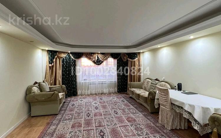 2-бөлмелі пәтер · 75.3 м² · 10/10 қабат, Абулхайыр хана 61, бағасы: 23.8 млн ₸ в Актобе — фото 2
