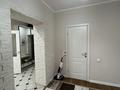 3-комнатная квартира · 99.3 м² · 4/5 этаж, мкр Омега, Молдашева 20 за 30 млн ₸ в Уральске — фото 17