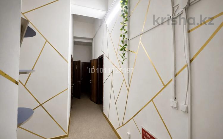 8 комнат · 180 м² · 1/5 этаж, Гагарина 33 — Богенбай батыра за 1 500 ₸ в Алматы, Алмалинский р-н — фото 21