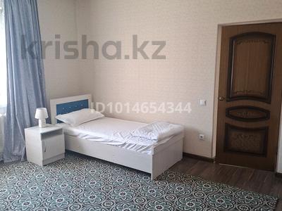 4 комнаты · 140 м² · 2/6 этаж, Чехова 37 — Аймаутова за 100 000 ₸ в Алматы, Турксибский р-н