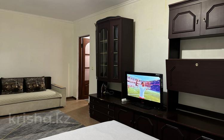 1-бөлмелі пәтер · 35 м² · 1/4 қабат, Родостовца 193, бағасы: 1 500 ₸ в Алматы, Бостандыкский р-н — фото 2