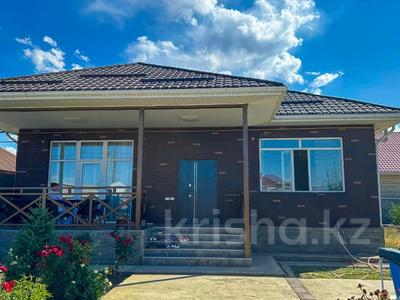 Отдельный дом · 4 комнаты · 145 м² · 10 сот., 3-Отделение 150 за 50 млн 〒 в Талдыкоргане, село Ынтымак