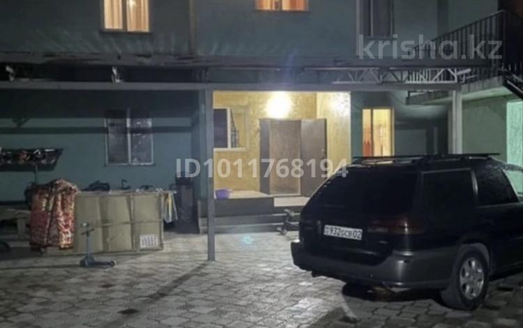 2-бөлмелі пәтер · 40 м² · 2/2 қабат, мкр Акбулак — Магазин али, бағасы: 100 000 ₸ в Алматы, Алатауский р-н — фото 2
