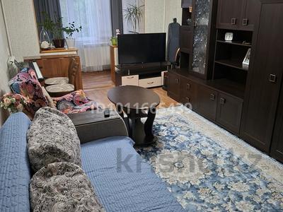 3-комнатная квартира · 63 м² · 3/5 этаж, 12-й микрорайон, Жибек Жолы — Сайрамская за 28 млн ₸ в Шымкенте, Енбекшинский р-н