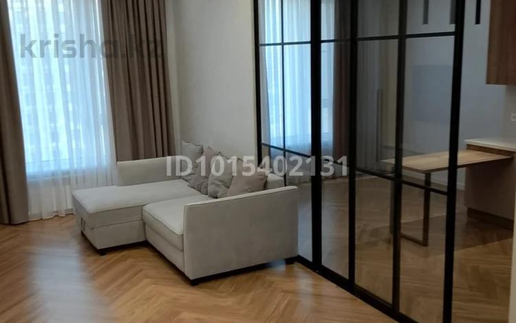 3-комнатная квартира · 84 м², Байдибек би стр. 127/7 — проспект Байдибек би 127/7 за 300 000 ₸ в Шымкенте, Абайский р-н — фото 2