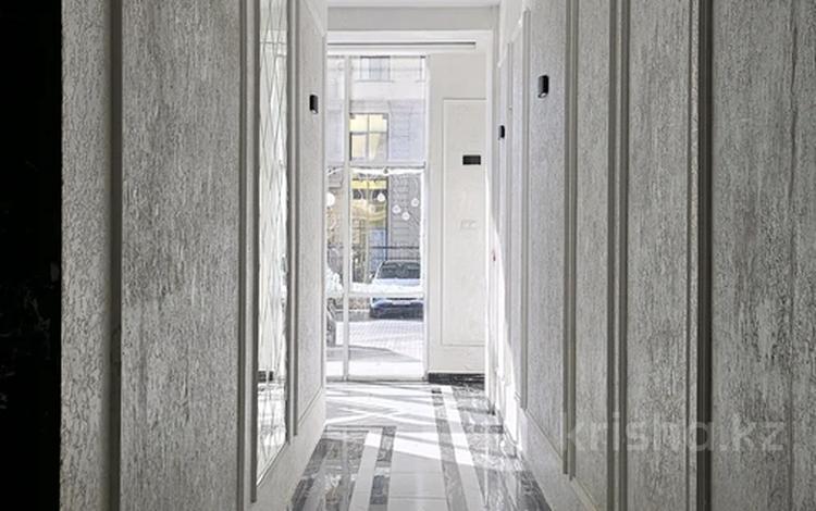3-комнатная квартира · 130.7 м² · 11/12 этаж, 17-й мкр 55 за 38 млн ₸ в Актау — фото 2