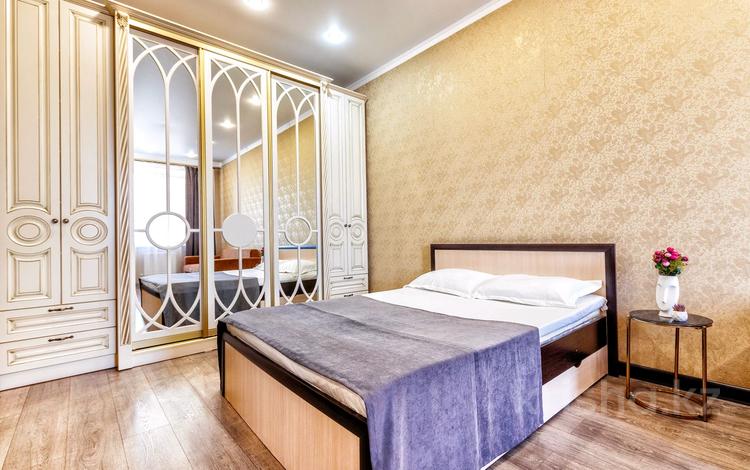 1-комнатная квартира · 46 м² · 9/9 этаж, Камзина 41/1 за 15 000 ₸ в Павлодаре — фото 2