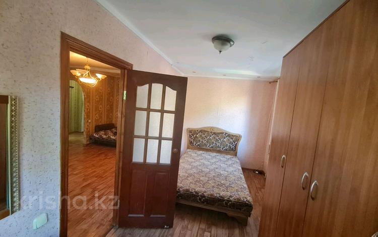 2-комнатная квартира · 45 м² · 2/4 этаж, Жукова 13 за 120 000 ₸ в Уральске — фото 2