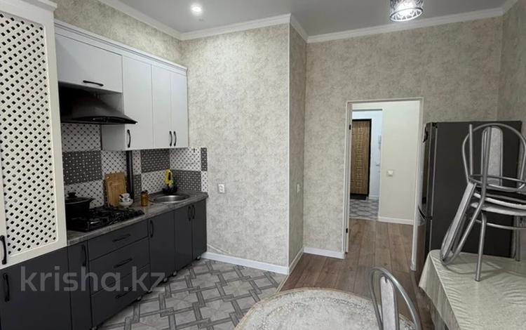 1-бөлмелі пәтер · 52 м² · 3/5 қабат, мкр. Алтын орда, ​Батыс 2 микрорайон, бағасы: 21.6 млн ₸ в Актобе — фото 2