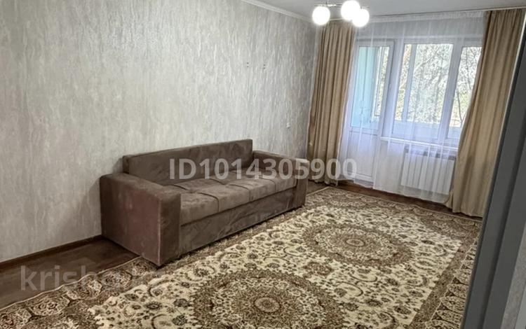 2-комнатная квартира · 46 м² · 4/5 этаж, мкр Жайлау 15 — Сзади остановки 3мкр за 120 000 ₸ в Таразе — фото 2