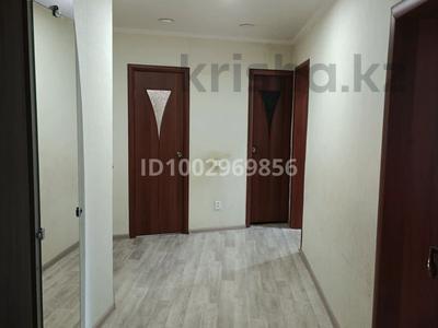 4-комнатная квартира · 80 м² · 2/5 этаж, Ауэзова 34 — Находится район ЗАГСа за 26 млн 〒 в Щучинске