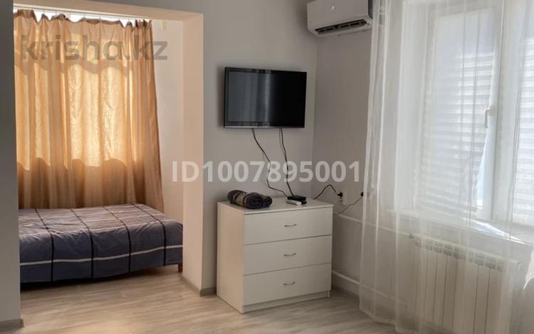 1-бөлмелі пәтер · 49.5 м² · 5/5 қабат, 15-ш/а. 50, бағасы: 15 млн ₸ в Актау, 15-й мкр — фото 8