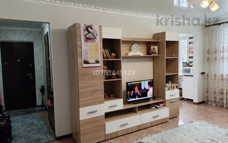 3-бөлмелі пәтер · 58.1 м² · 2/5 қабат, Момышулы 21/1, бағасы: 13.5 млн ₸ в Темиртау — фото 3