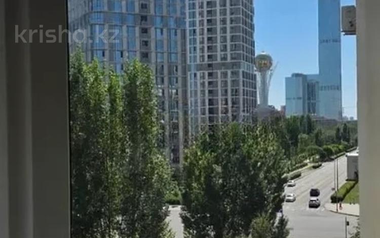 3-комнатная квартира · 84.9 м² · 5/9 этаж, Сарайшык 9 за 54.5 млн ₸ в Астане, Есильский р-н — фото 31