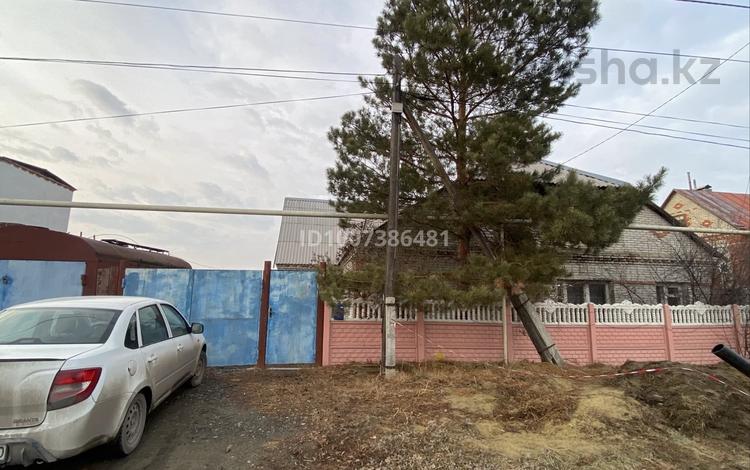 Отдельный дом · 4 комнаты · 141 м² · 8 сот., Мкр Алтынсарина 51 за 37 млн 〒 в  — фото 2