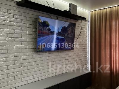 3-комнатная квартира, 55 м², Кабанбай батыра 128 за 23.5 млн 〒 в Усть-Каменогорске, Ульбинский