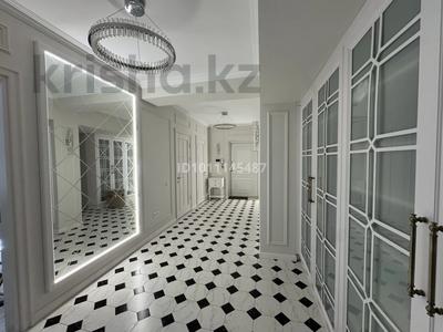 4-комнатная квартира · 138 м² · 4/4 этаж, улица Кунаева 158 за 190 млн ₸ в Алматы, Медеуский р-н