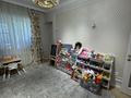 4-бөлмелі пәтер · 138 м² · 4/4 қабат, улица Кунаева 158, бағасы: 190 млн ₸ в Алматы, Медеуский р-н — фото 15