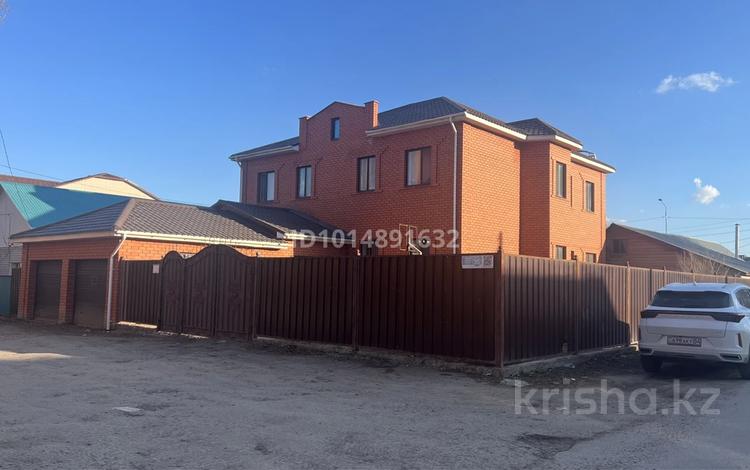 Жеке үй · 7 бөлме · 300 м² · 6 жүзд., 1 ш/а, Әлкей Марғұлан 35, бағасы: 1 млн ₸ в Актобе, мкр 5 — фото 2