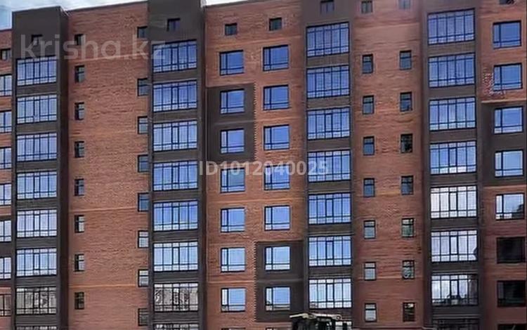 3-бөлмелі пәтер · 107 м² · 1/8 қабат, мкр. Алтын орда 1в/1, бағасы: 30 млн ₸ в Актобе — фото 3