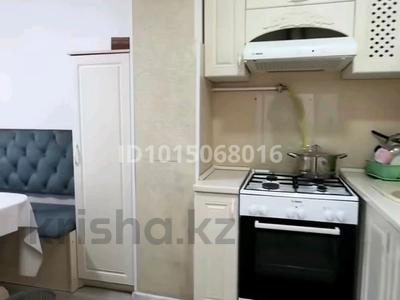4-комнатная квартира · 93 м² · 5/5 этаж, 29-й мкр 20 — 28 школа за 170 000 ₸ в Актау
