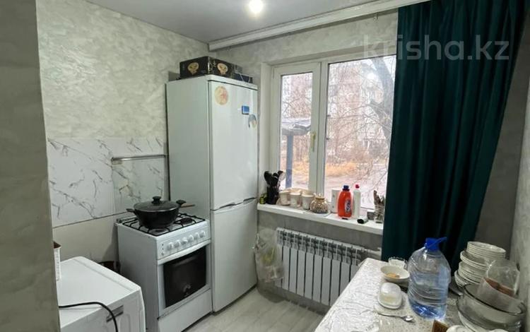 3-комнатная квартира · 61 м² · 1/5 этаж, Майкудук, 18й микрорайон за 17.5 млн 〒 в Караганде, Алихана Бокейханова р-н — фото 8