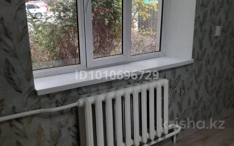 2-комнатная квартира · 36.1 м² · 1/2 этаж, Абая 5 — Аозле магазин едыл за 9.8 млн ₸ в Шалкар — фото 2