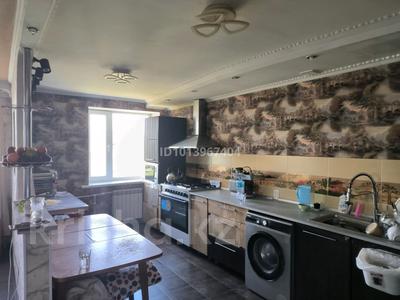 4-комнатная квартира · 100 м² · 9/10 этаж, мкр Новый Город, Нуркена Абдирова 25 за 39 млн ₸ в Караганде, Казыбек би р-н