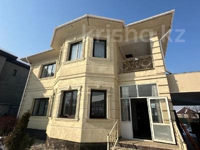 Отдельный дом • 5 комнат • 285 м² • 8 сот., Жарык 60 за 95 млн 〒 в Кыргауылдах