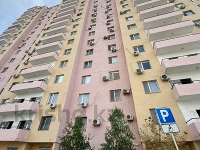 1-бөлмелі пәтер · 50 м² · 13/16 қабат, Алмагүл ш/а. 23, бағасы: 12.5 млн ₸ в Атырау, мкр. Алмагуль