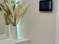 3-бөлмелі пәтер · 98.8 м² · 10/10 қабат, Микрорайон Байкена Ашимова 21А, бағасы: 62 млн ₸ в Караганде, Казыбек би р-н — фото 6