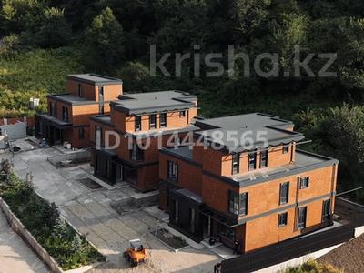 Отдельный дом · 5 комнат · 230 м² · 4.3 сот., мкр Горный Гигант — Бригадная 2650 за 230 млн ₸ в Алматы, Медеуский р-н