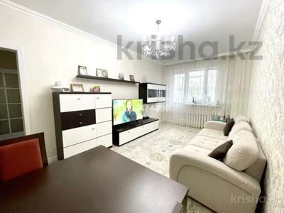 2-комнатная квартира, 65 м², 1/9 этаж помесячно, Сауран 4 за 300 000 〒 в Астане, Есильский р-н