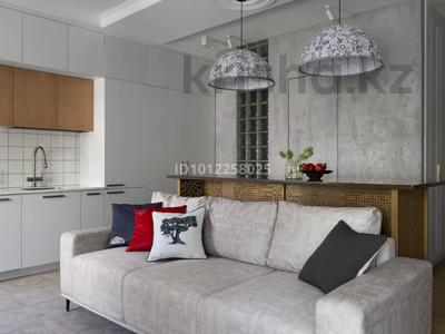 2-бөлмелі пәтер · 50 м² · 3/3 қабат, Желтоксан 158, бағасы: 90 млн ₸ в Алматы, Алмалинский р-н