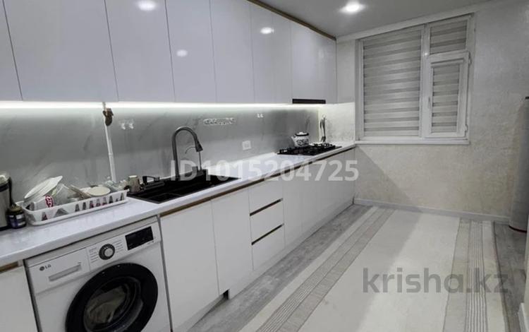 3-комнатная квартира · 80 м² · 3/4 этаж, Шанырак 26 за 13 млн ₸ в Жанаозен — фото 2