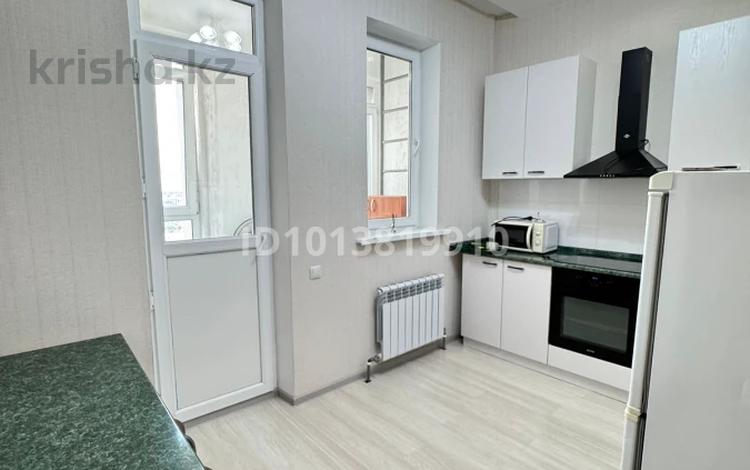 1-комнатная квартира · 38 м² · 11/14 этаж, Туркестан 14 — Орынбор, Ботанический сад за 30.5 млн ₸ в Астане, Есильский р-н — фото 11