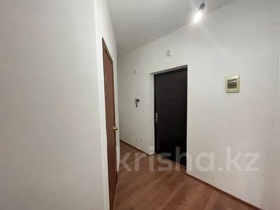 1-бөлмелі пәтер · 45 м² · 4/5 қабат, 17-ш/а. 73, бағасы: 12.2 млн ₸ в Актау, 17-й мкр