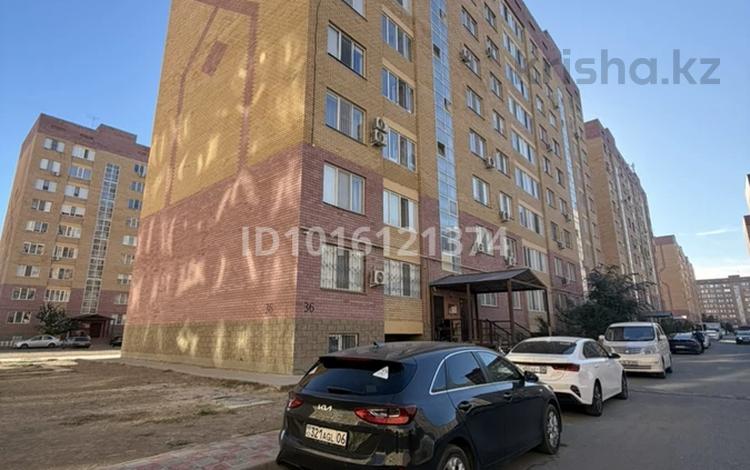2-комнатная квартира · 62.3 м² · 1/9 этаж, мкр Береке 36 за 24 млн ₸ в Атырау — фото 2