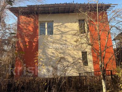 Отдельный дом · 7 комнат · 250 м² · 9 сот., Есенберлина — Орманова за 180 млн ₸ в Алматы, Медеуский р-н