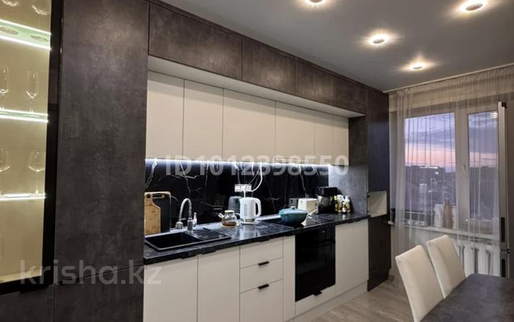3-бөлмелі пәтер · 64 м² · 8/10 қабат, ул. Нурсултана Назарбаева 218, бағасы: 34 млн ₸ в Петропавловске — фото 2