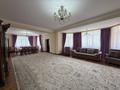 Дом · 7 комнат · 400 м², Жандосова за 200 000 〒 в Алматы — фото 27
