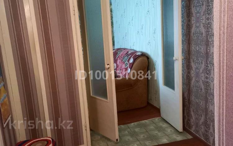 4-комнатная квартира · 63 м² · 5/5 этаж, Парковая 132 — Перекресток 50 лет октября и Парковая за 12.5 млн ₸ в Рудном — фото 2