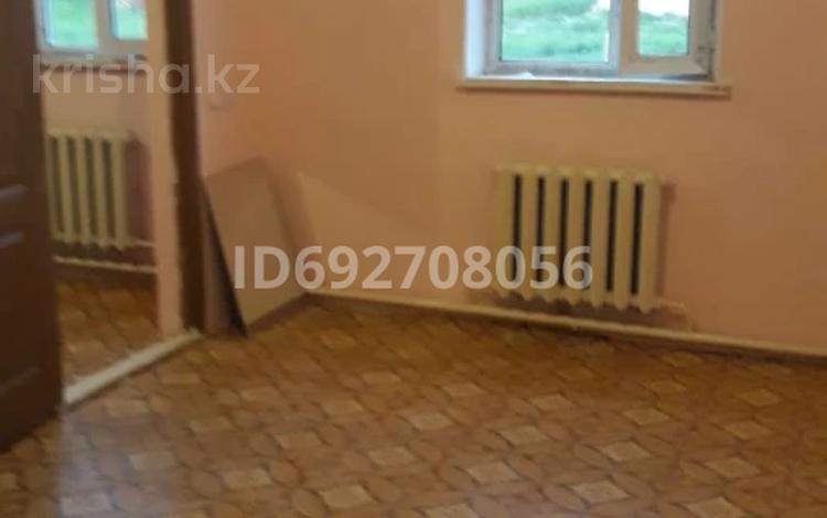 2-комнатная квартира, 32 м², 1/1 этаж помесячно, Мкр.Шыгыс2 — Мустафина