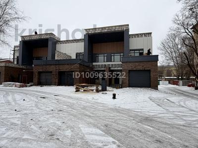 Отдельный дом · 4 комнаты · 235 м² · 3 сот., мкр Михайловка 3/3 за 108 млн 〒 в Караганде, Казыбек би р-н