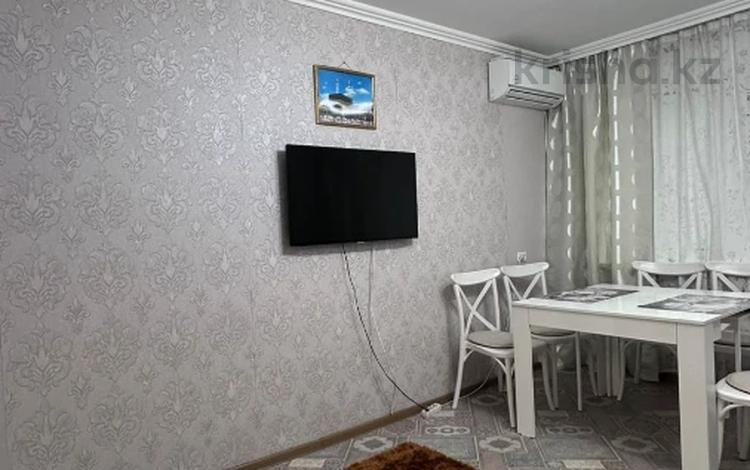 2-комнатная квартира · 58.7 м² · 1/10 этаж, мкр 8, Алии Молдагуловой пр-т за 16.5 млн ₸ в Актобе — фото 9