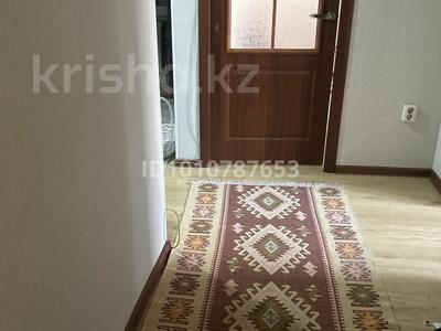 1-комнатная квартира · 39 м² · 5/5 этаж, мкр Аксай-2 — Толе би Момышулы за 220 000 ₸ в Алматы, Ауэзовский р-н