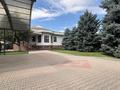 Отдельный дом · 10 комнат · 500 м² · 14 сот., Курмангалиева 25 за 550 млн ₸ в Алматы, Медеуский р-н