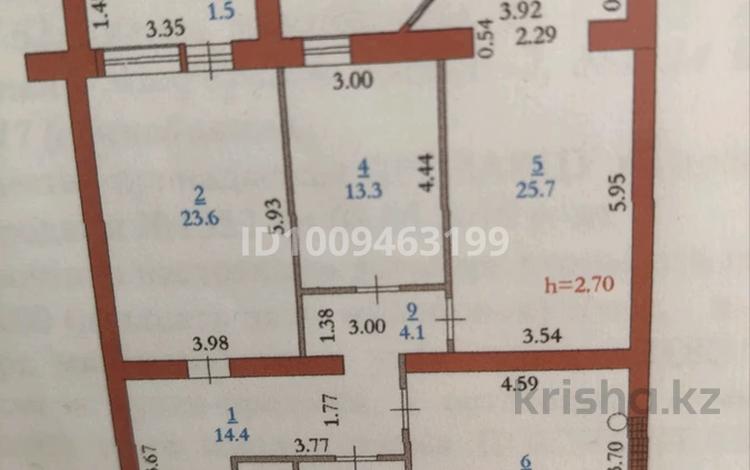 3-бөлмелі пәтер · 110 м² · 3/6 қабат, мкр. Алтын орда 14б корпус 1, бағасы: 39 млн ₸ в Актобе — фото 2