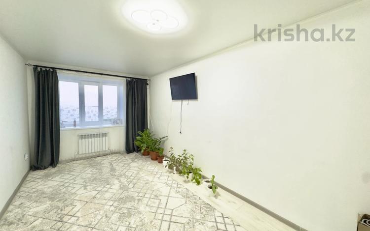 2-бөлмелі пәтер · 64.2 м² · 6/9 қабат, Булата Молдашева 20/1, бағасы: 23.7 млн ₸ в Уральске — фото 2